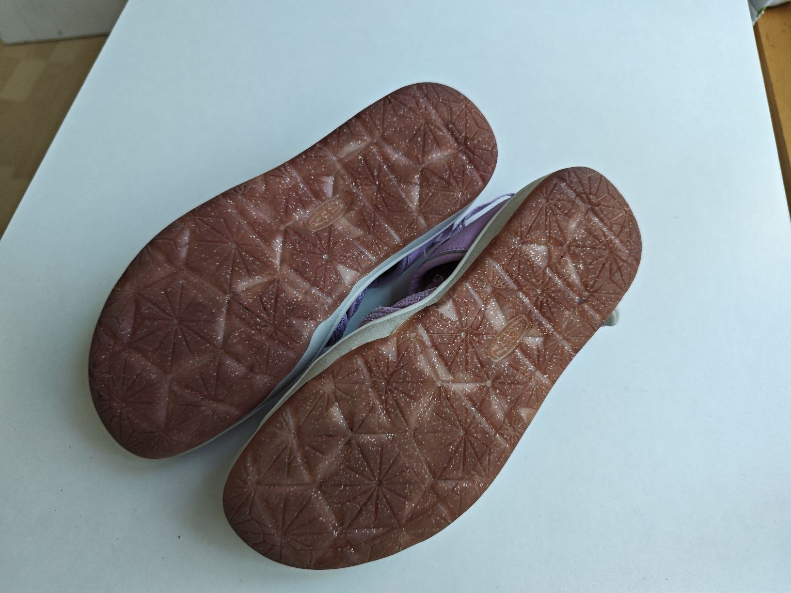 Keen Scarpe per ragazze: Trekking Sandalen Keen Gr 35 – Usato da Winterthur venduto da Shorna 1