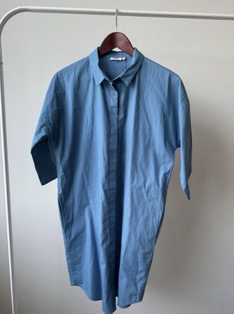 Blaue Bluse