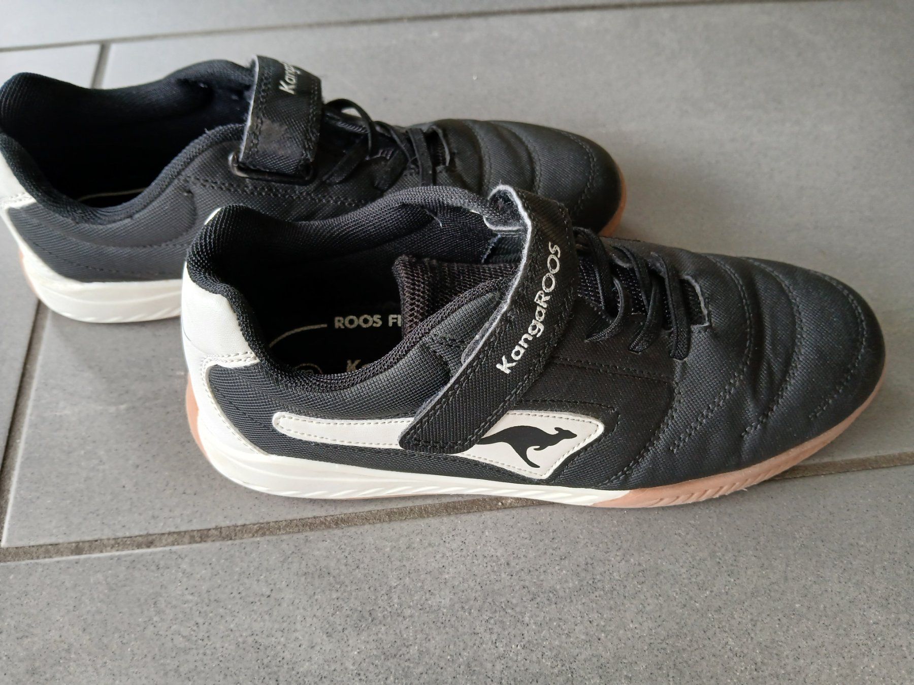 Scarpe per ragazzi: Kangaroos Hallenturnschuhe 38 – Usato da Birr venduto da beydress 1