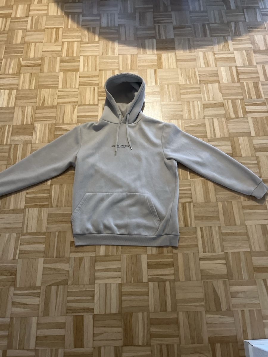 Maglioni & Felpe: Icono Couture, Beige Pullover, Size:M, Good as new – Nuovo (secondo la descrizione) da Dornach venduto da sar_gcw5