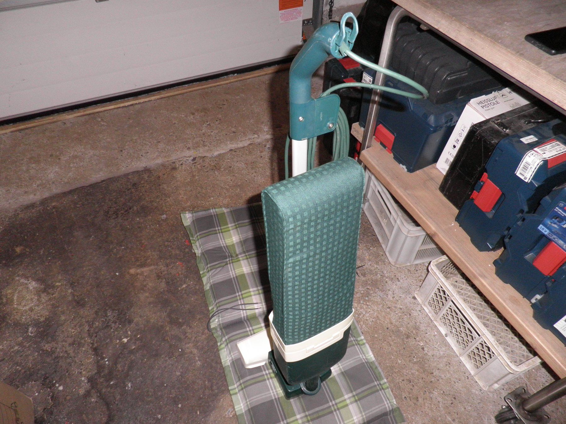 Vorwerk Aspirapolveri & Accessori: Tornado/Vorwerk VK120 – Usato da Oftringen venduto da shoptwotrade 1