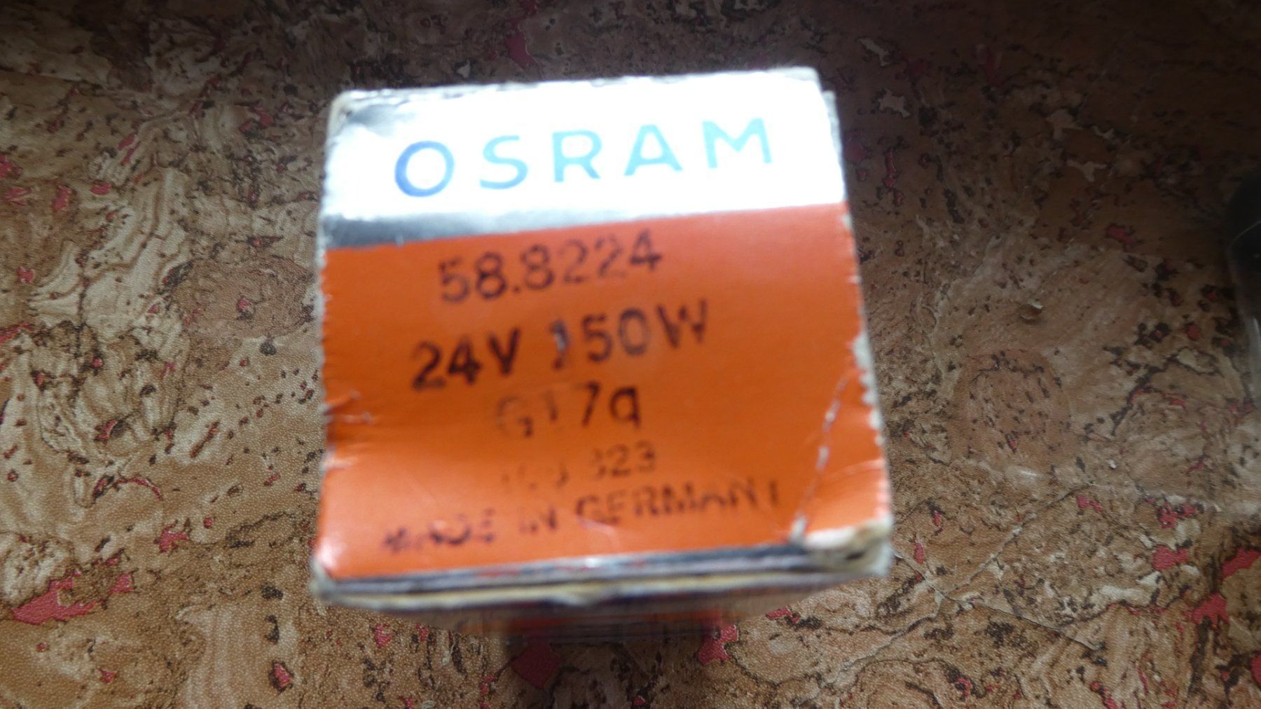 Osram Lampen: Projektorlampe Osram 24V 150W G17 – Neu und originalverpackt aus Lausen von Vectrex1 1
