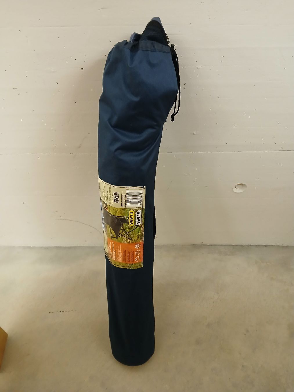 Chaises: Camping chair folded with bag – D'occasion à Dübendorf par LoRi-2026 1
