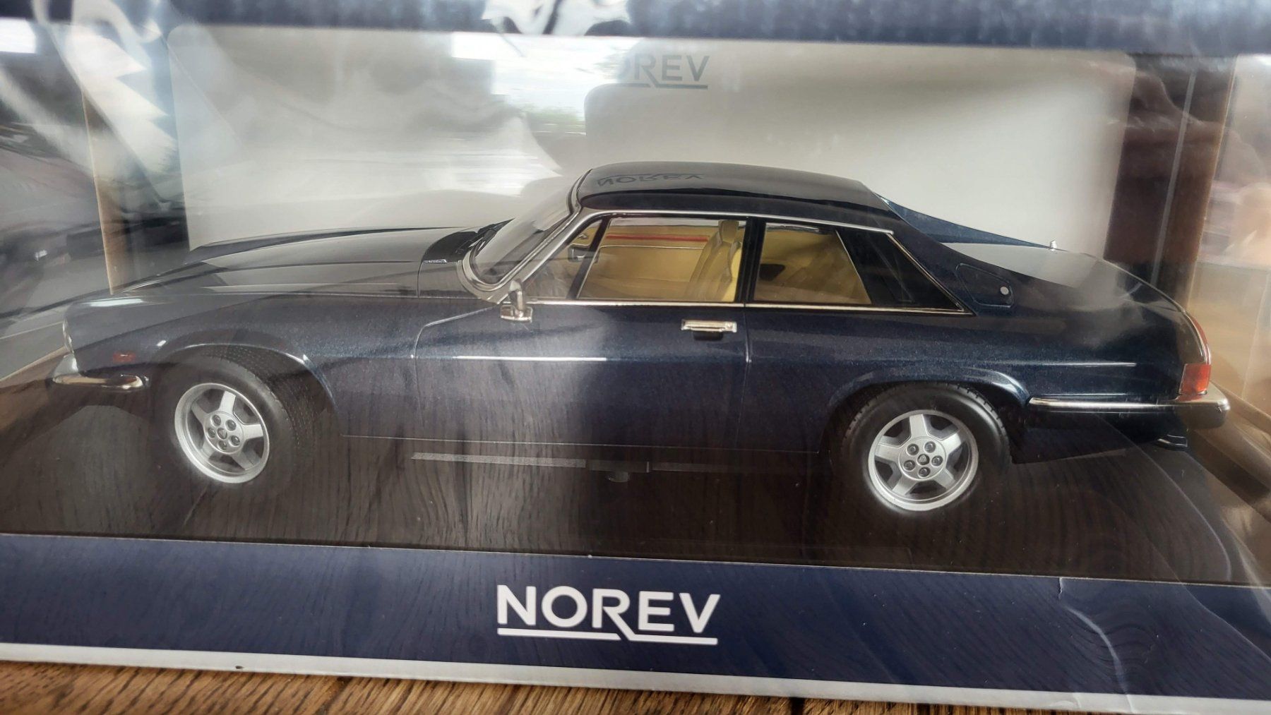 Norev Modellautos: Jaguar XJ-S 1982 1:18 Norev – Gebraucht aus Rothrist von Juana5