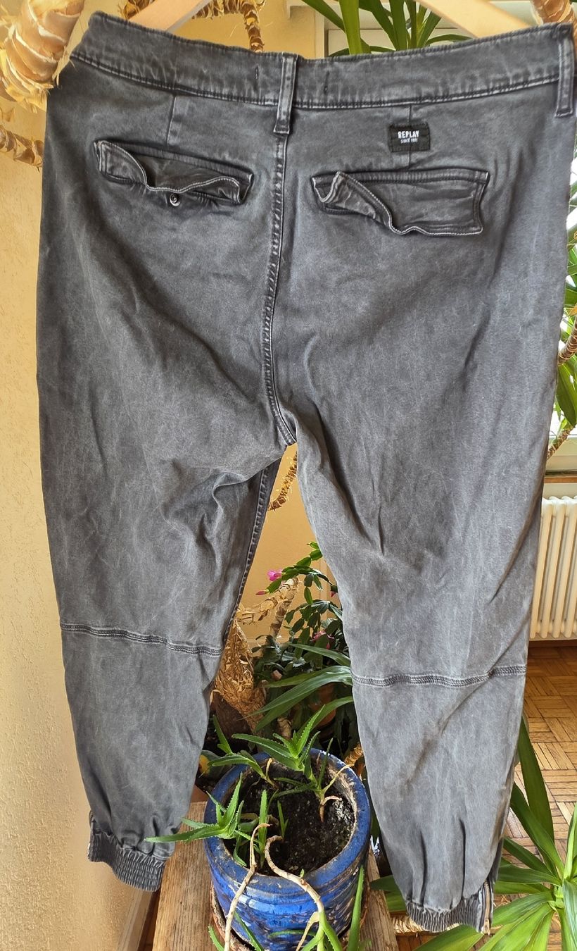 Pantaloni: Pantalon marque Replay – Usato da Yverdon-les-Bains venduto da van_dq65 6