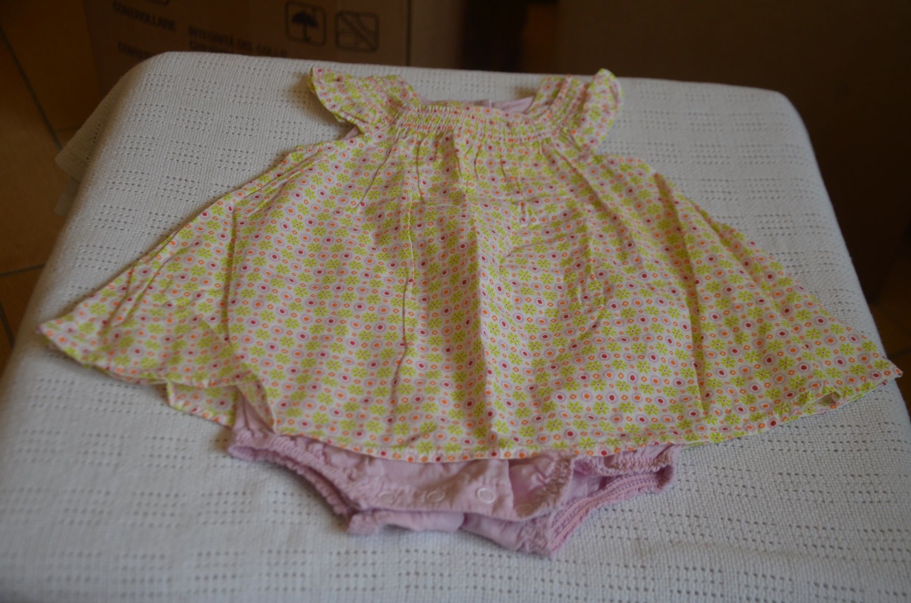 Lotti & Set di vestiti: TAILLE 62-68 - BENETTON – Usato da Chiasso venduto da Dolly015
