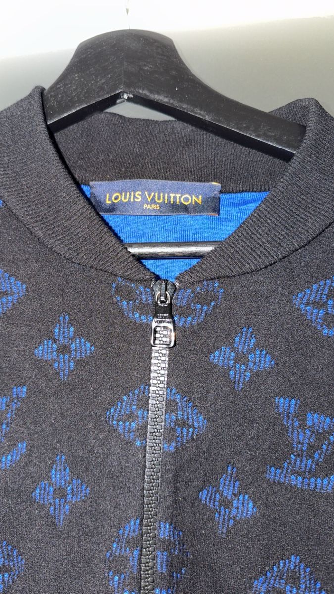 Louis Vuitton Giacche: Louis Vuitton Monogram Strickjacke / Bomberjacke - Grösse XL – Usato da Bern venduto da oaicu 1