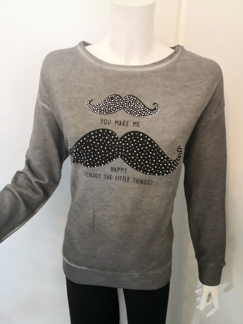 Mango Maglioni & Felpe: 🤩MANGO PULLOVER GRAU & STRASS NEU & D&G P. – Nuovo (secondo la descrizione) da Olten venduto da Naja-Twins-Twins 7