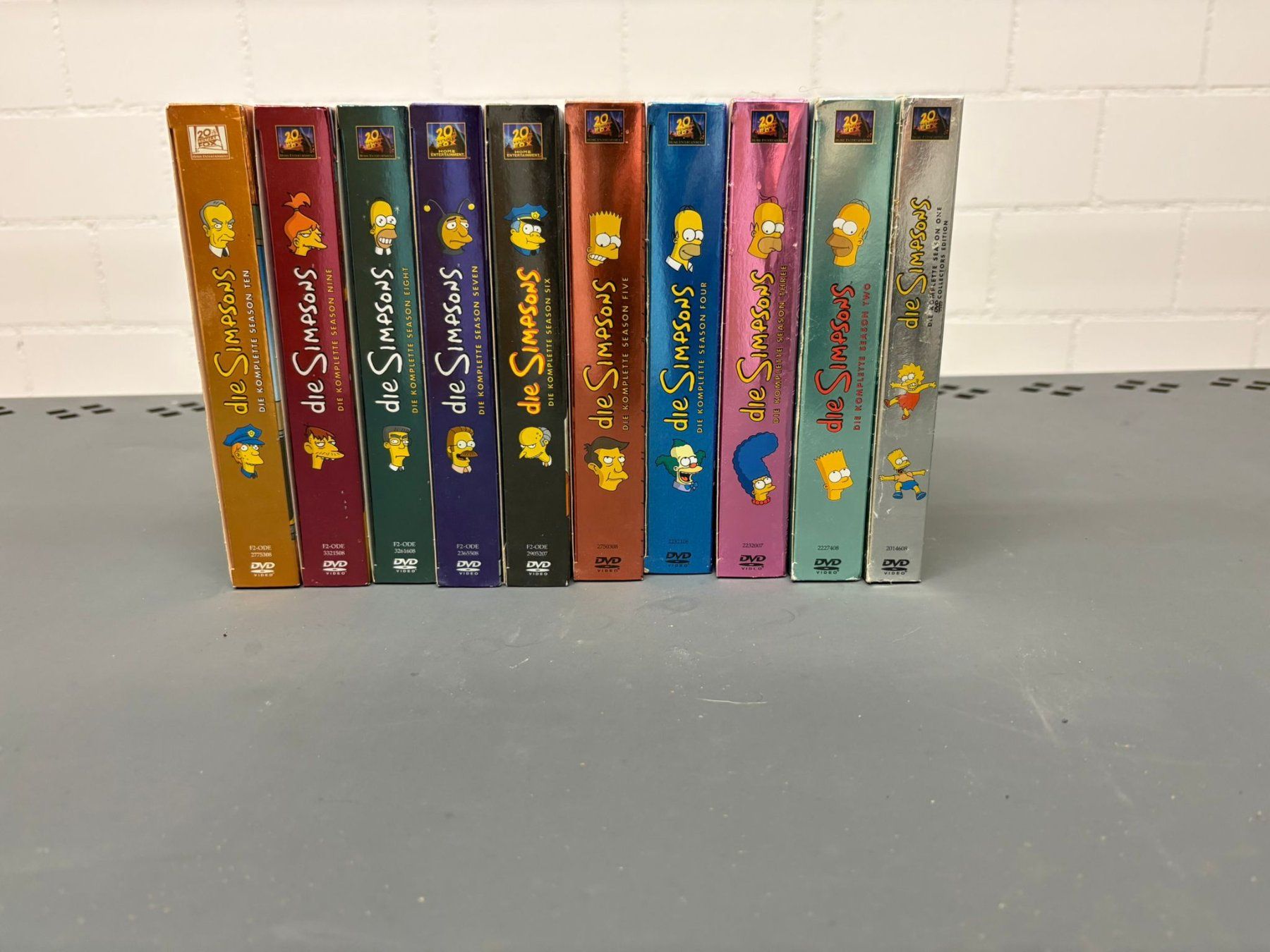 Tutti i DVDs: Simpsons DVD Staffeln 1-10 – Usato da Fehraltorf venduto da Chlote4Flyers