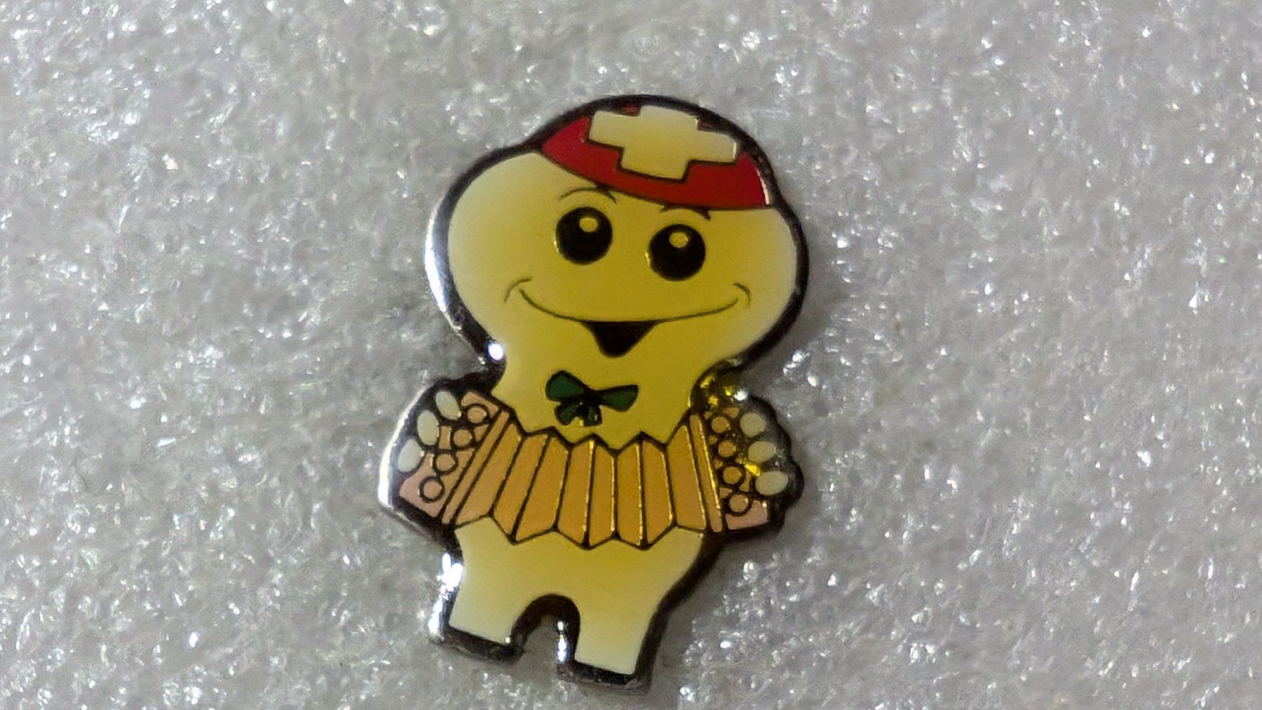 Placchette & Badge: Ansteckpin 215: Maga Bio – Usato da Oppligen venduto da Pin-Fall-Shop