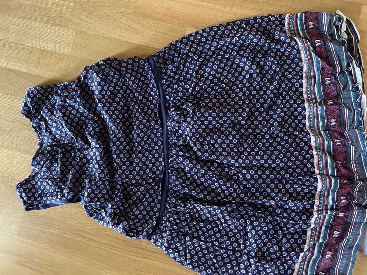 Kleider: Robe  – Gebraucht aus Daillens von guisepa 4