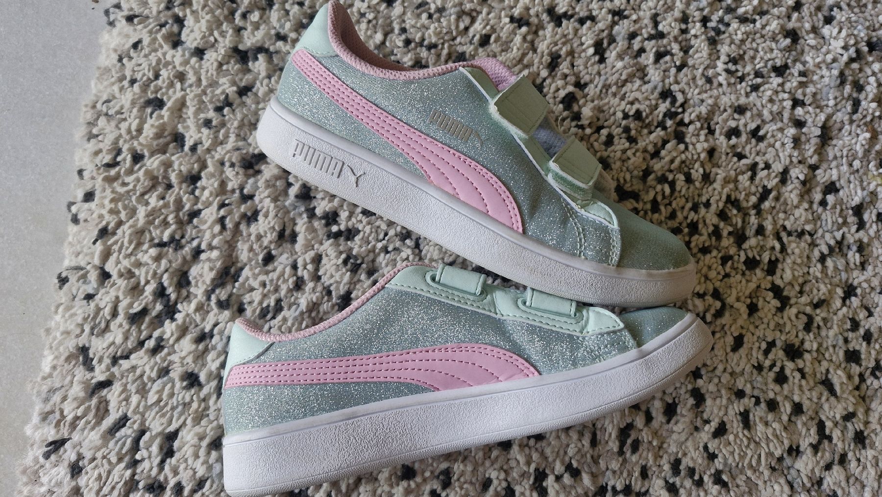 Puma Schuhe für Mädchen: Puma Glitzer Sneaker Kinderschuhe 34 – Neu (gemäss Beschreibung) aus Basel von Andrealin 3