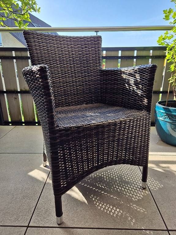 Sedie: 4 schöne geflochtene Gartenstühle – Usato da Brütten venduto da sth_h6rw