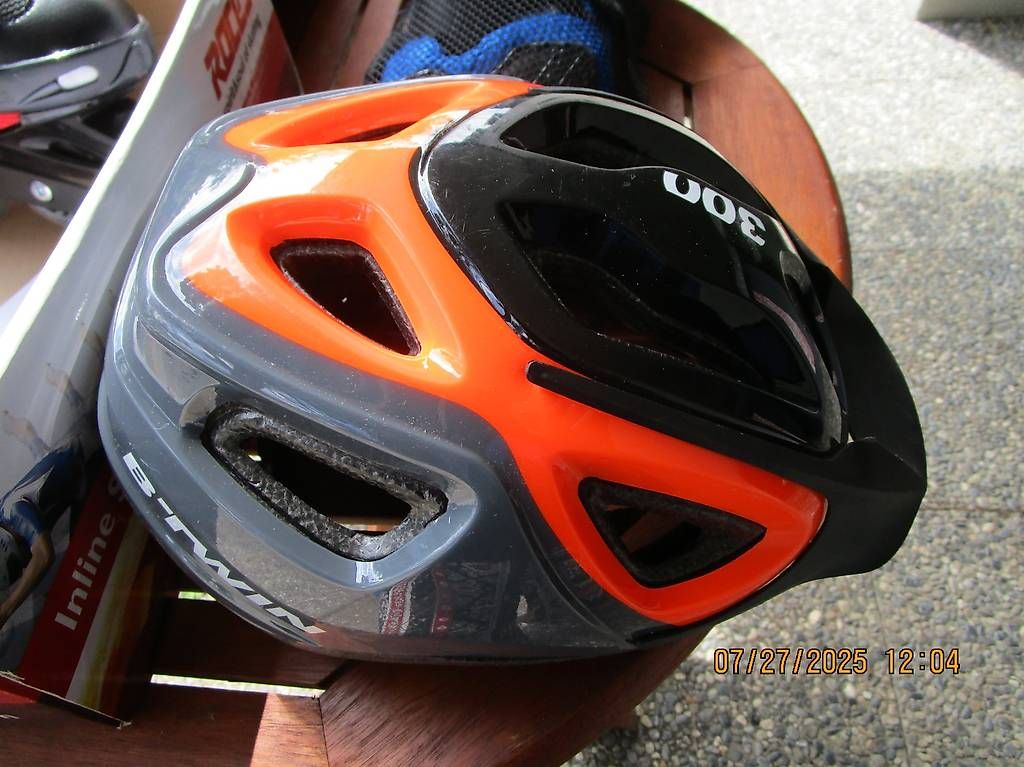 Inline-Skating & Rollschuhe: paire de patin inline 34-37 – Gebraucht aus Clarens von krampou 2