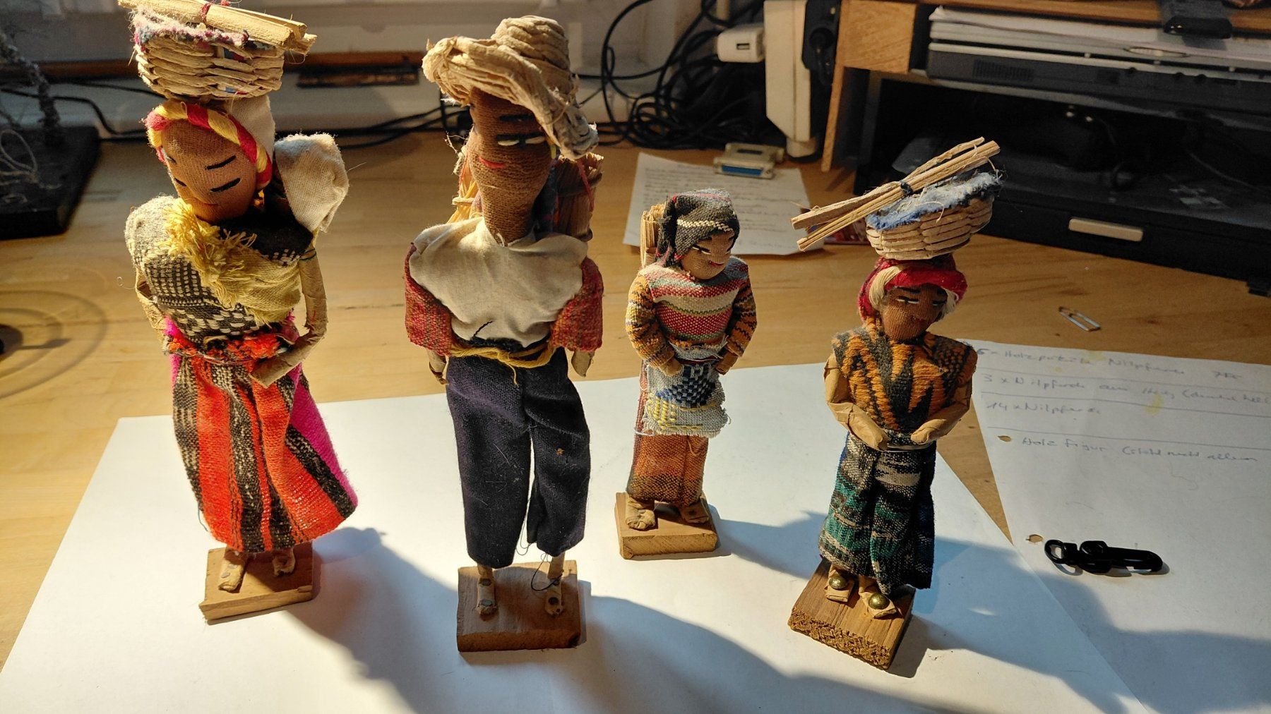 Bambole: 4 Puppen Indianisch – Usato da Gelterkinden venduto da martinom
