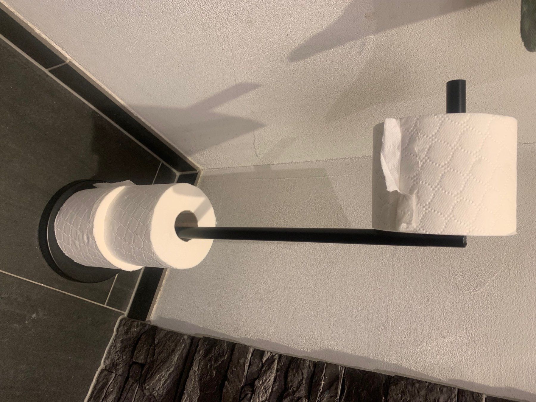 WC: WC-Papier Ständer – Gebraucht aus Wohlenschwil von Ipipei