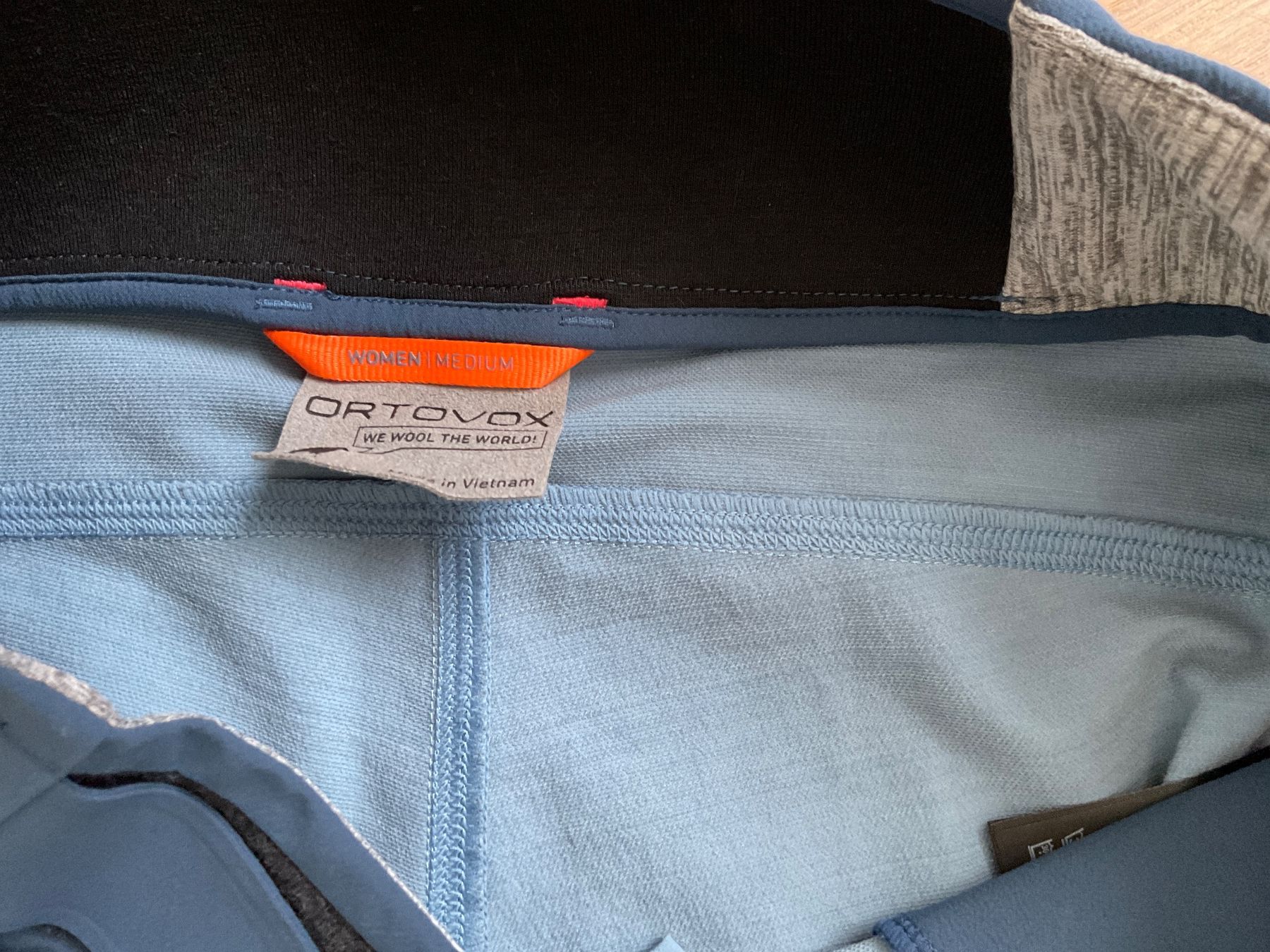 Ortovox Hosen: Wanderhose von Ortovox – Neu (gemäss Beschreibung) aus Luterbach von Gipfelchriesi 1
