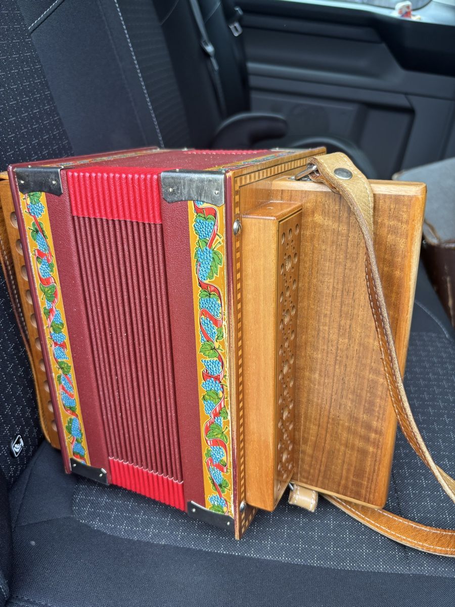 Instruments de musique: 2 Chörig Schwyzerörgeli wyländer B – D'occasion à Horw par Oergeli0074 4