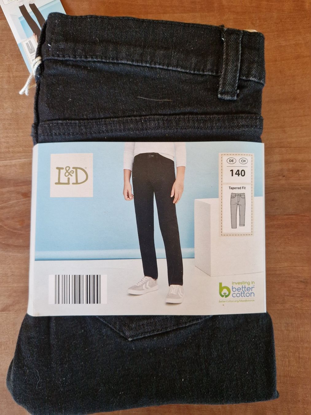 Jeans: NEU Jeans schwarz 140 – Nuovo e nell'imballaggio originale da Giswil venduto da monimaus08