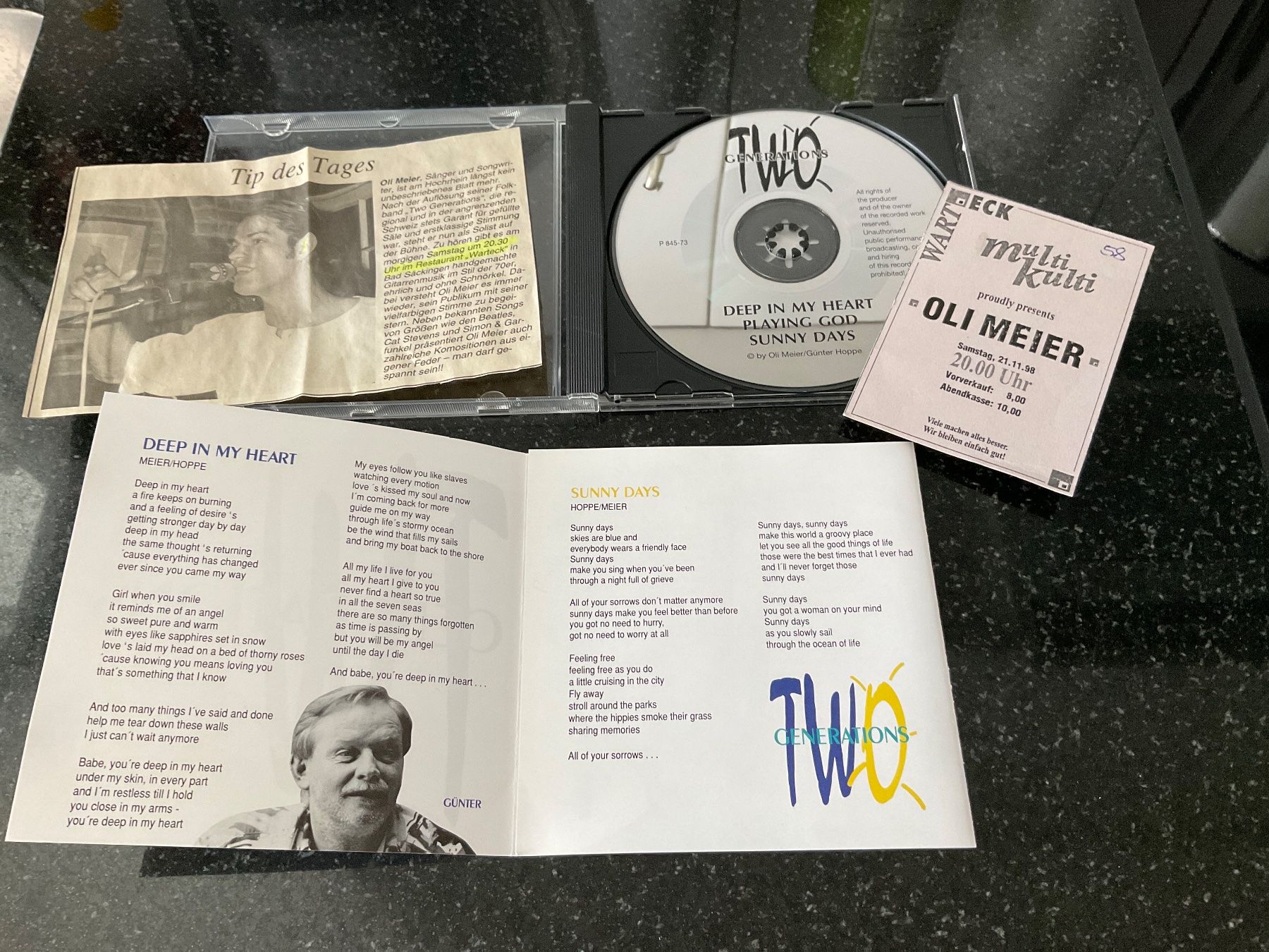 CD: CD: Two Generations, Sunny Days, Oli Meier – Nuovo (secondo la descrizione) da Wetzikon ZH venduto da CZ. 3