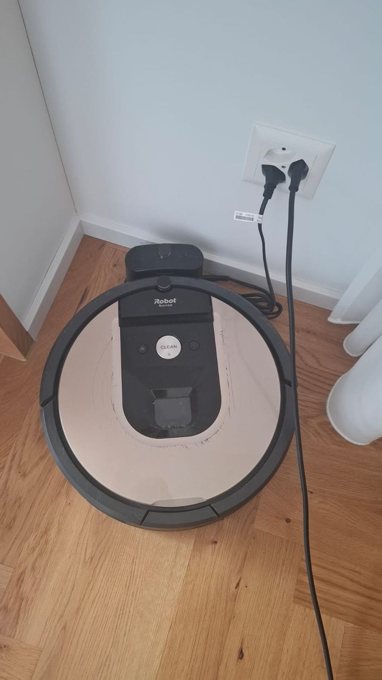 Irobot Aspirapolveri & Accessori: iRobot – Usato da Sempach venduto da johfurrer 1