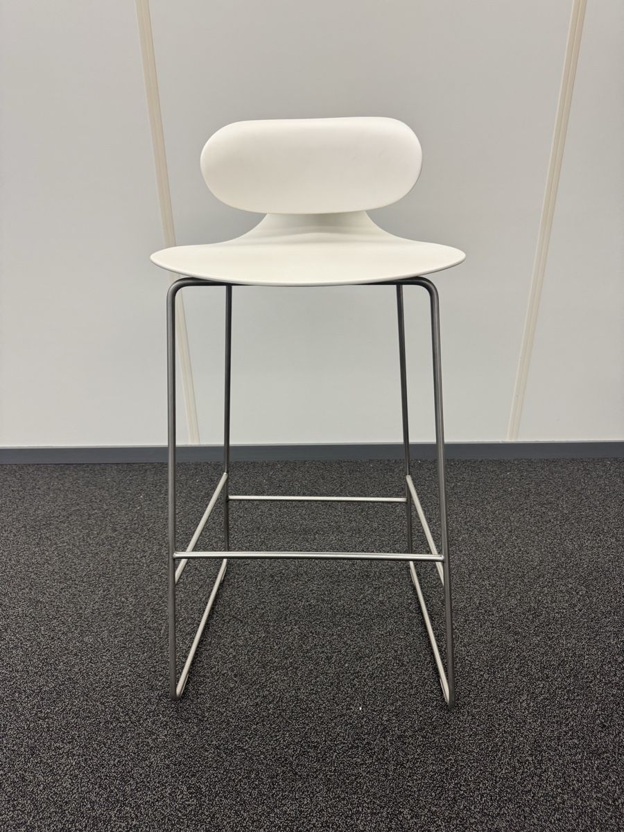 Hochstühle: 8x Designer William Sawaya – Neu (gemäss Beschreibung) aus Olten von egg_6hly