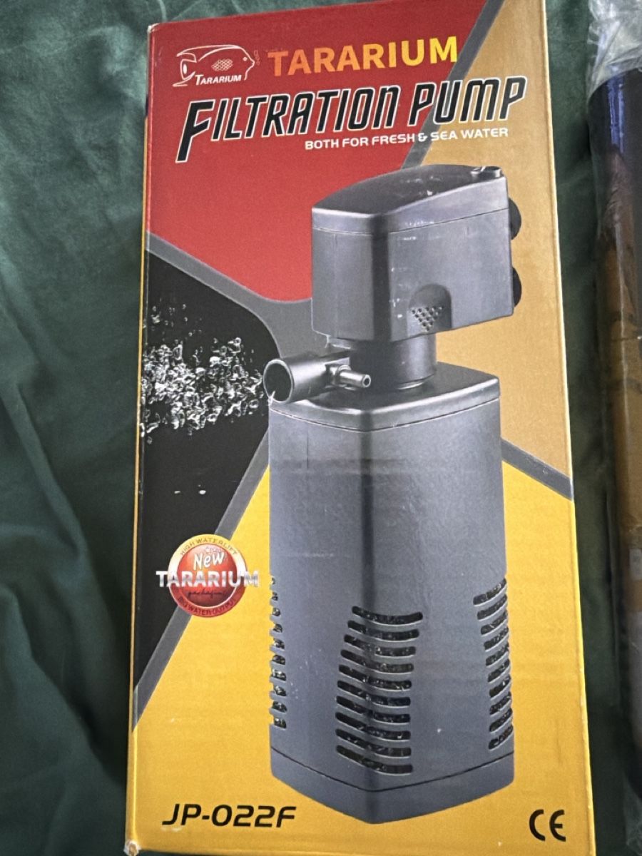 Filtri: Aquarium Filter Pump und Heater  – Nuovo e nell'imballaggio originale da Zollikon venduto da Mollyp 1