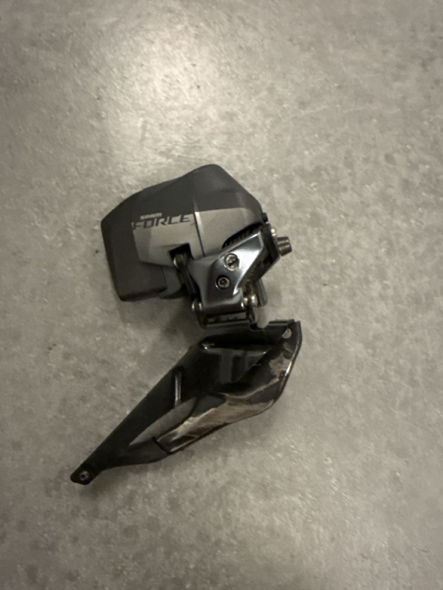 Sram Pièces détachées:  SRAM Force eTap Umwerfer  – D'occasion à Subingen par ruf_m8tq