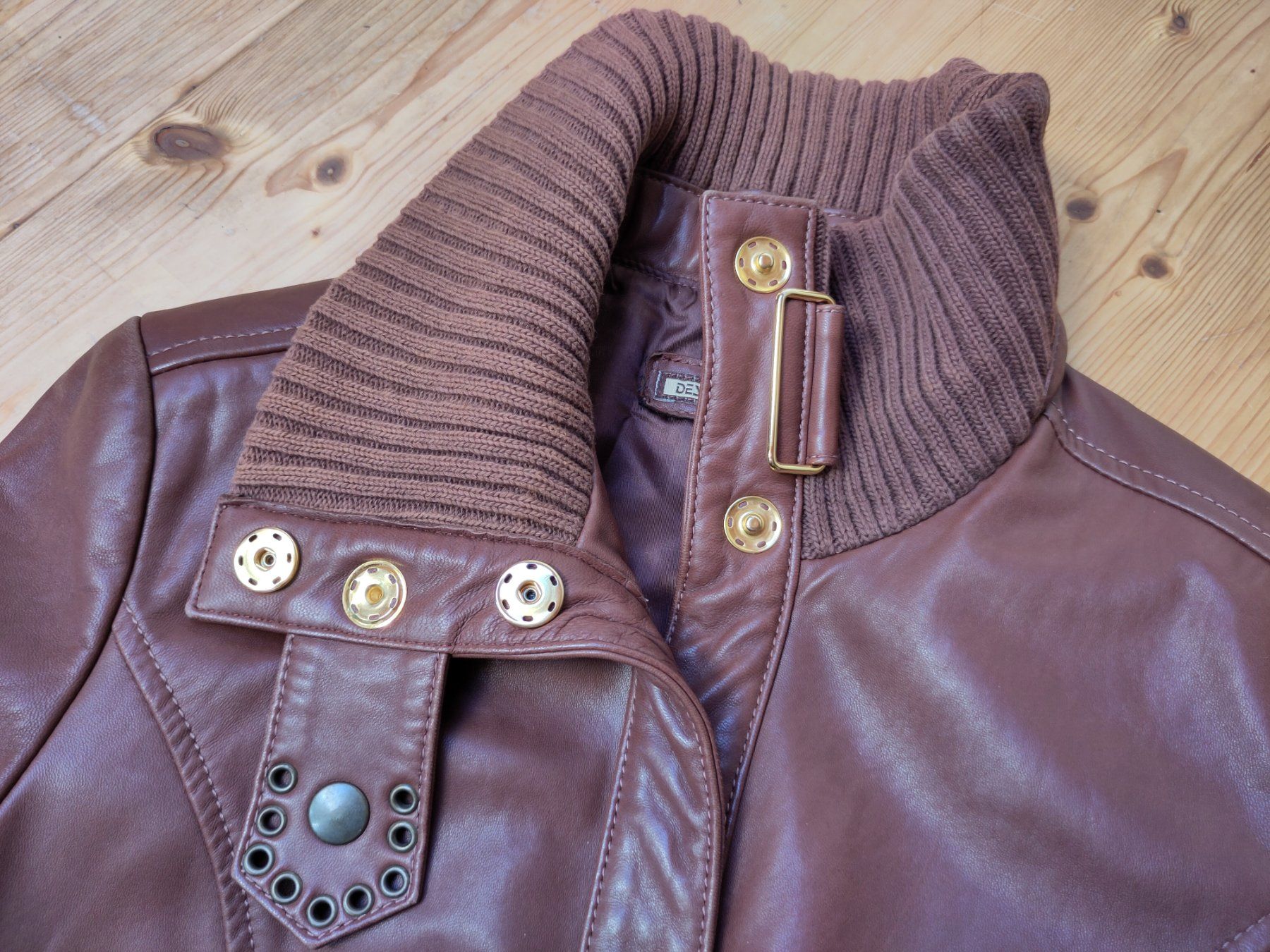 Giacche: Braune Lederjacke – Usato da Morgarten venduto da Pipolder1 1