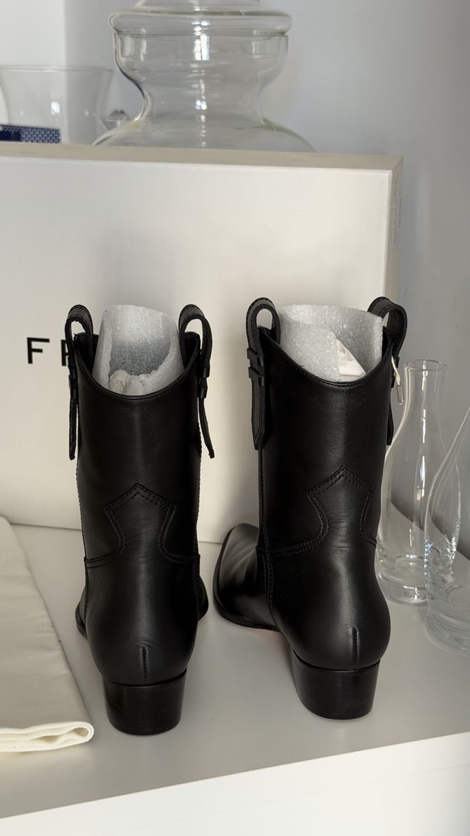 Damenschuhe: Frame leather boots  – Neu und originalverpackt aus Paradiso von viorea 9