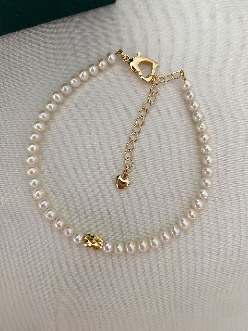 Bracciali & Braccialetti: Süsswasserperlen Armbänder echte – Nuovo e nell'imballaggio originale da Sarnen venduto da catnini