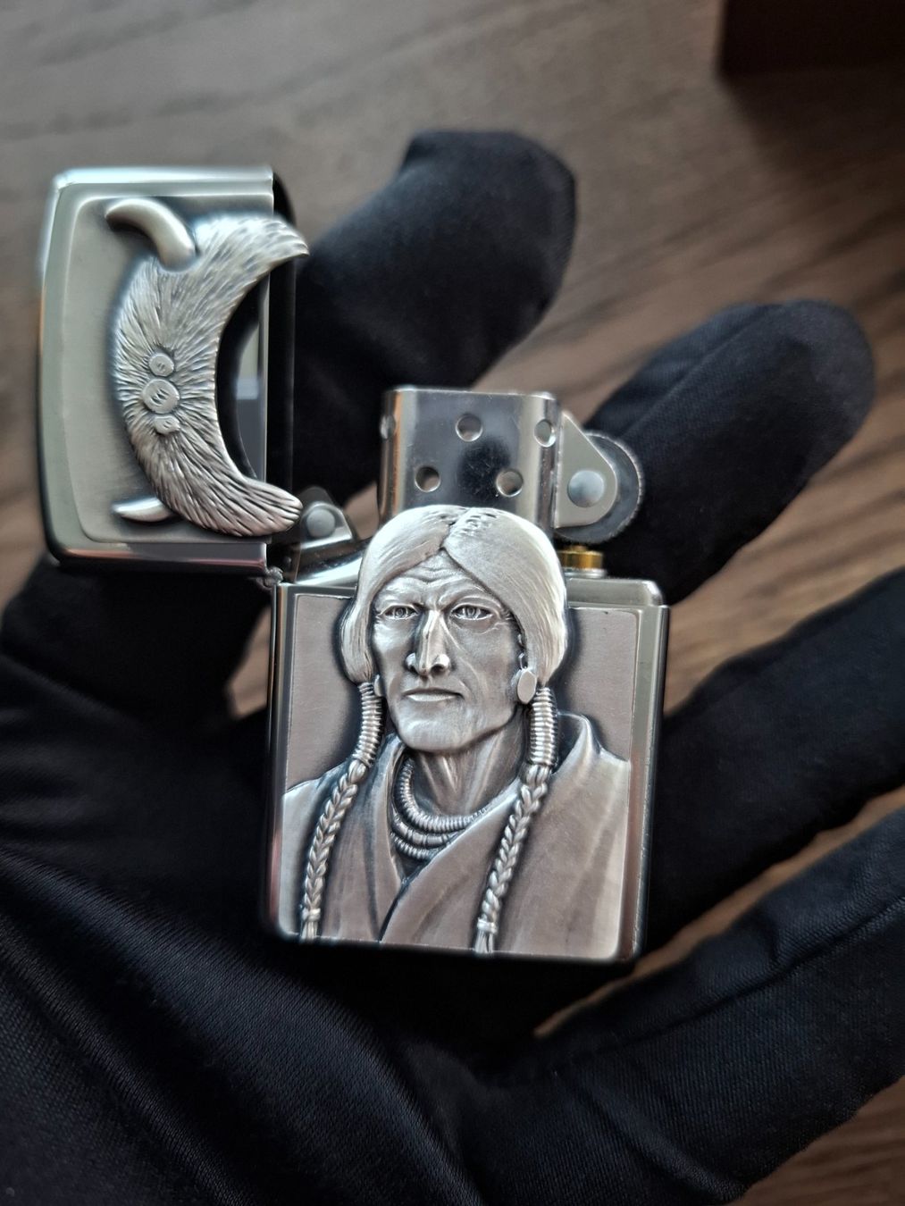 Zippo Accendini: Zippo Indian Limited – Nuovo e nell'imballaggio originale da Rebstein venduto da Offerle