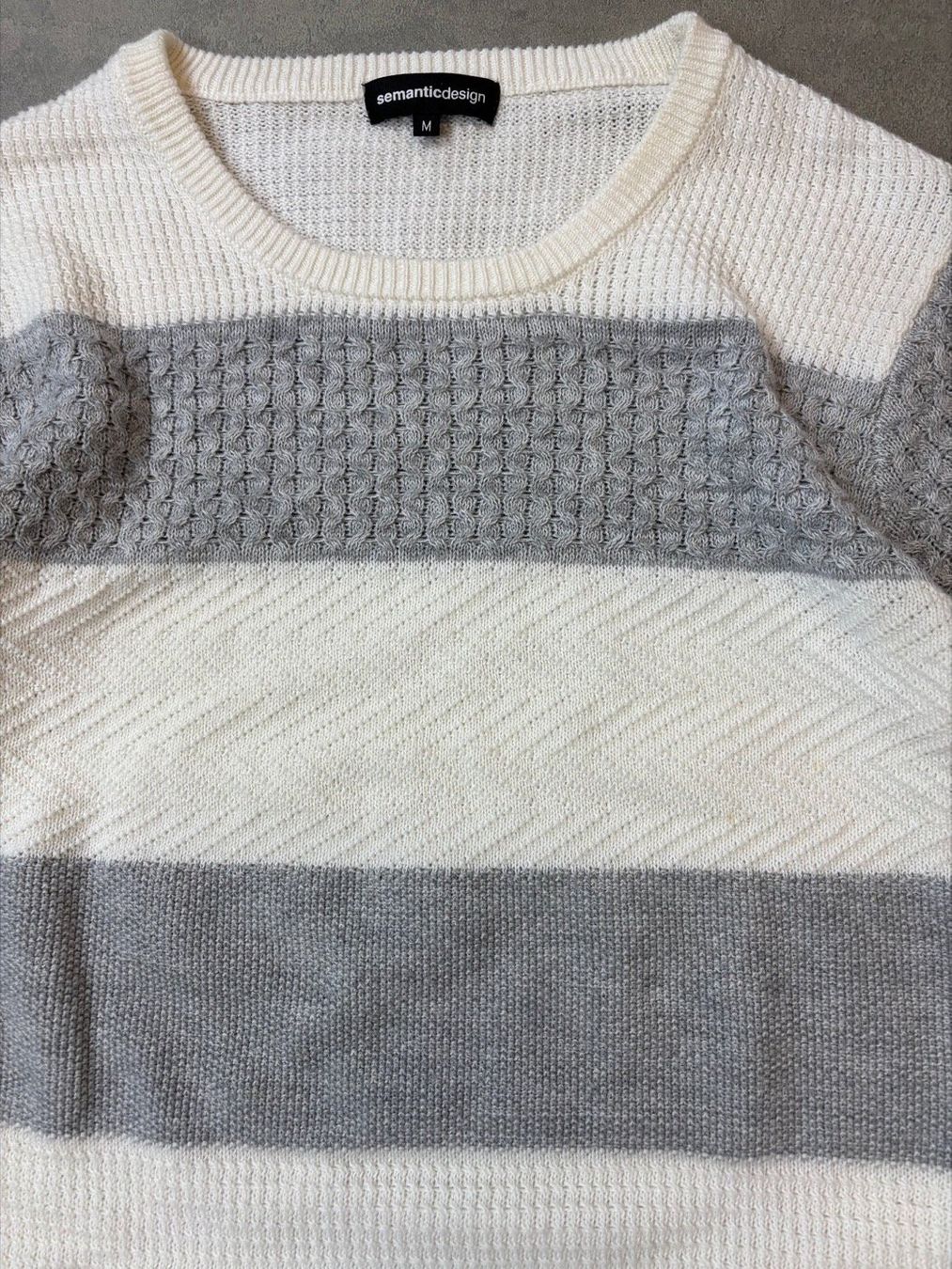 Maglioni & Felpe: Semantic Design Strick Sweatshirt (M) – Usato da Tägerwilen venduto da Akh.Boutique 2