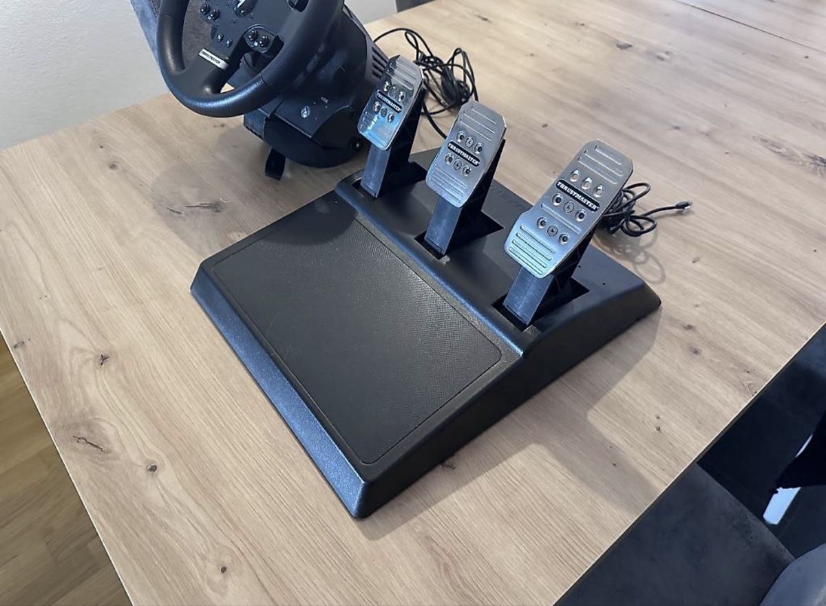 Thrustmaster Manettes: Thrustmaster TMX Force Feedback Lenkrad + Pedale ab Fr. 1.- – Neuf (Voir description) à Düdingen par SwissBricks 2