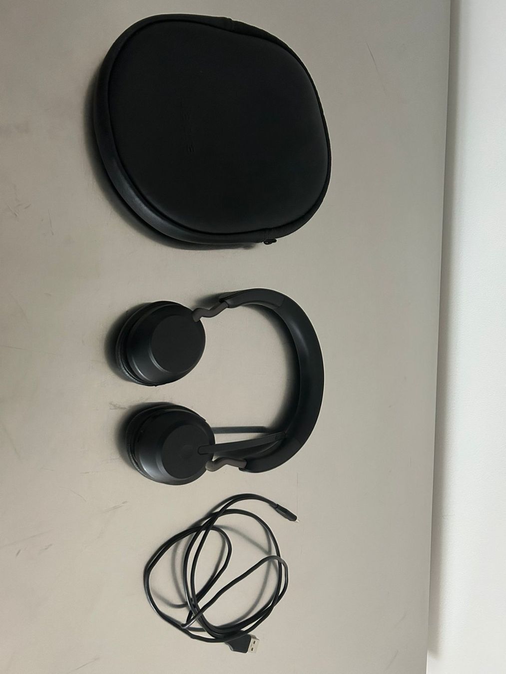 Cuffie: Cuffie Jabra Evolve2 65 Wireless Bluetooth - con Custodia – Usato da Zürich venduto da RayLam 1