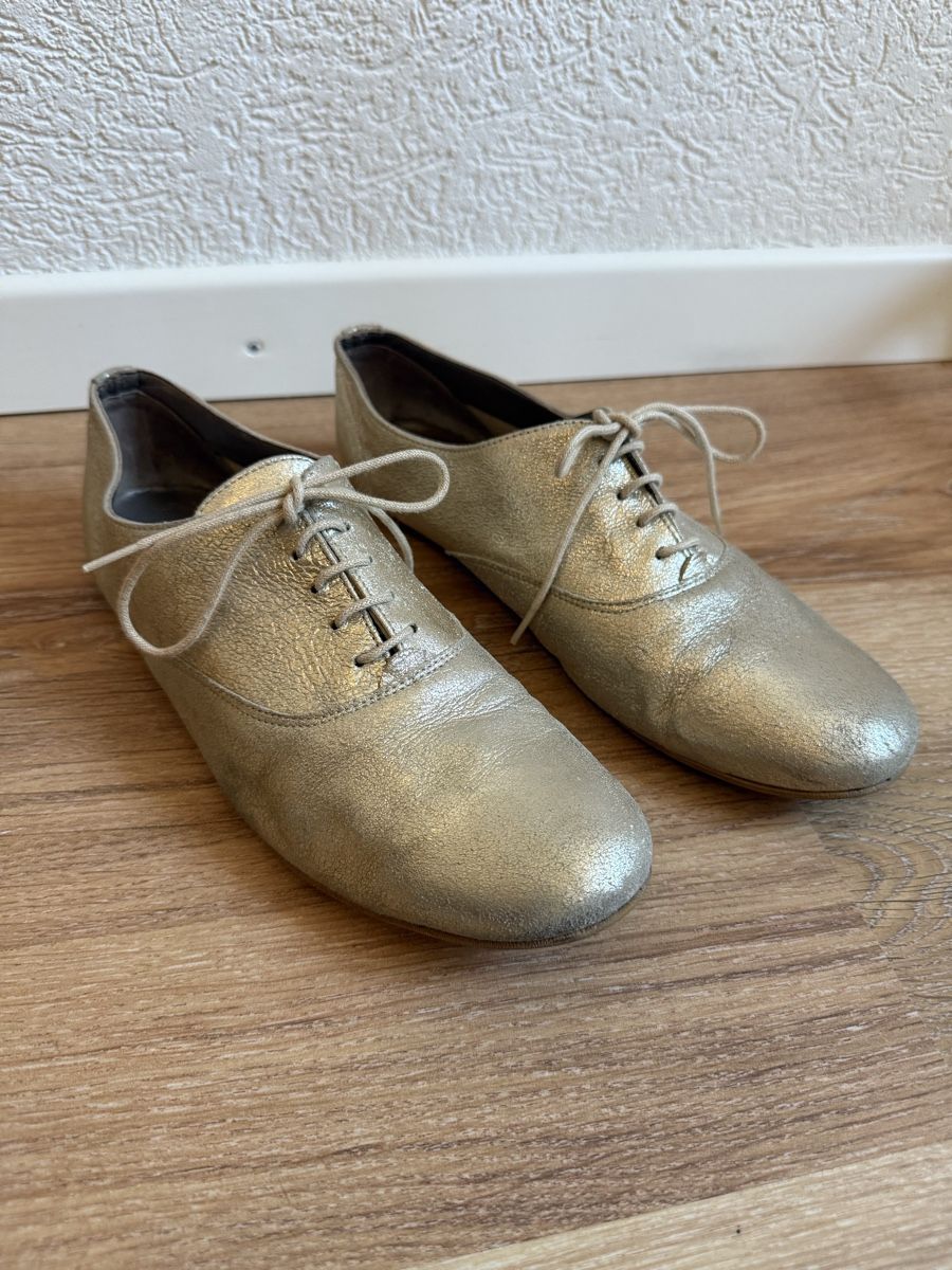 Scarpe da donna: Derbies doré irisé cuir ? Eden, p.39 – Usato da Tavannes venduto da Thriftshop