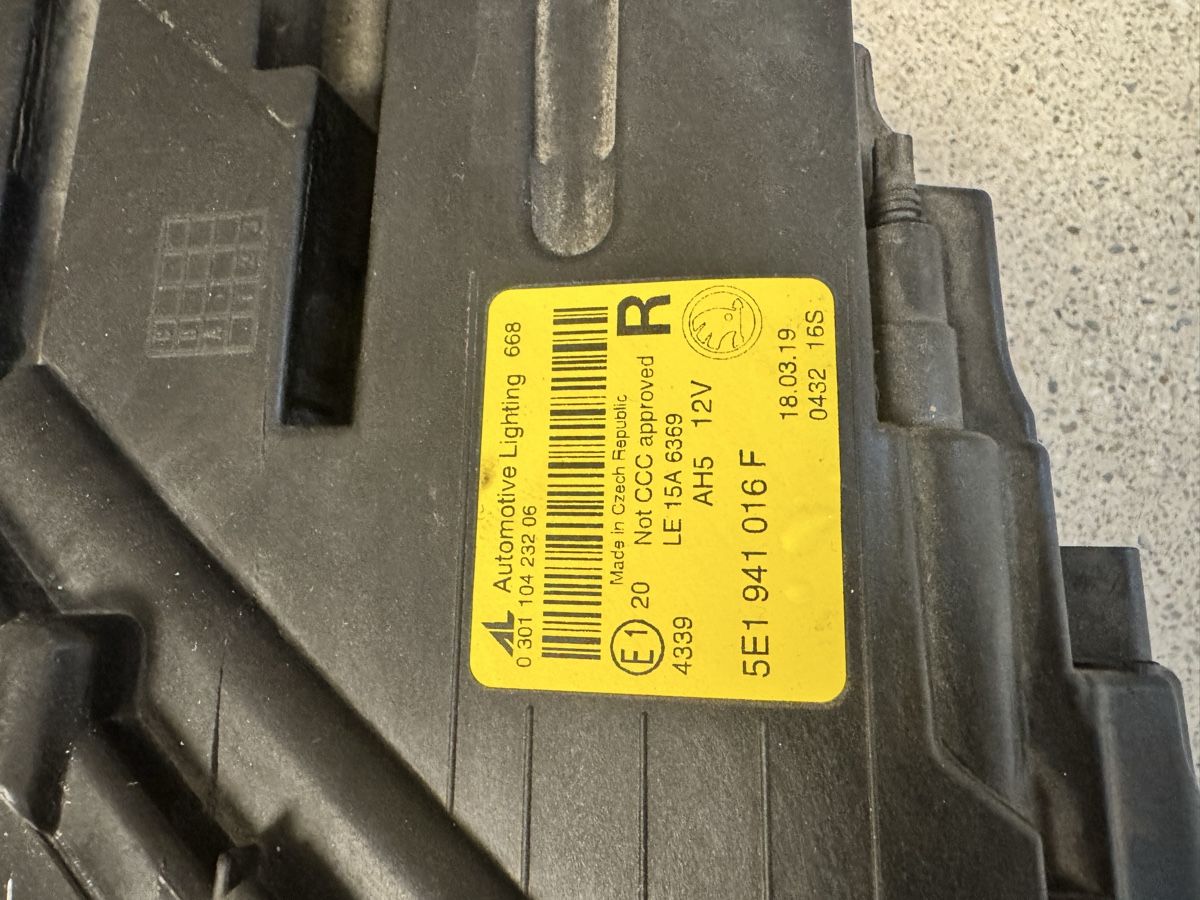 Fari: Skoda Octavia Scheinwerfer Rechts 5E Full led – Usato da Meilen venduto da SimoKutlin46 2