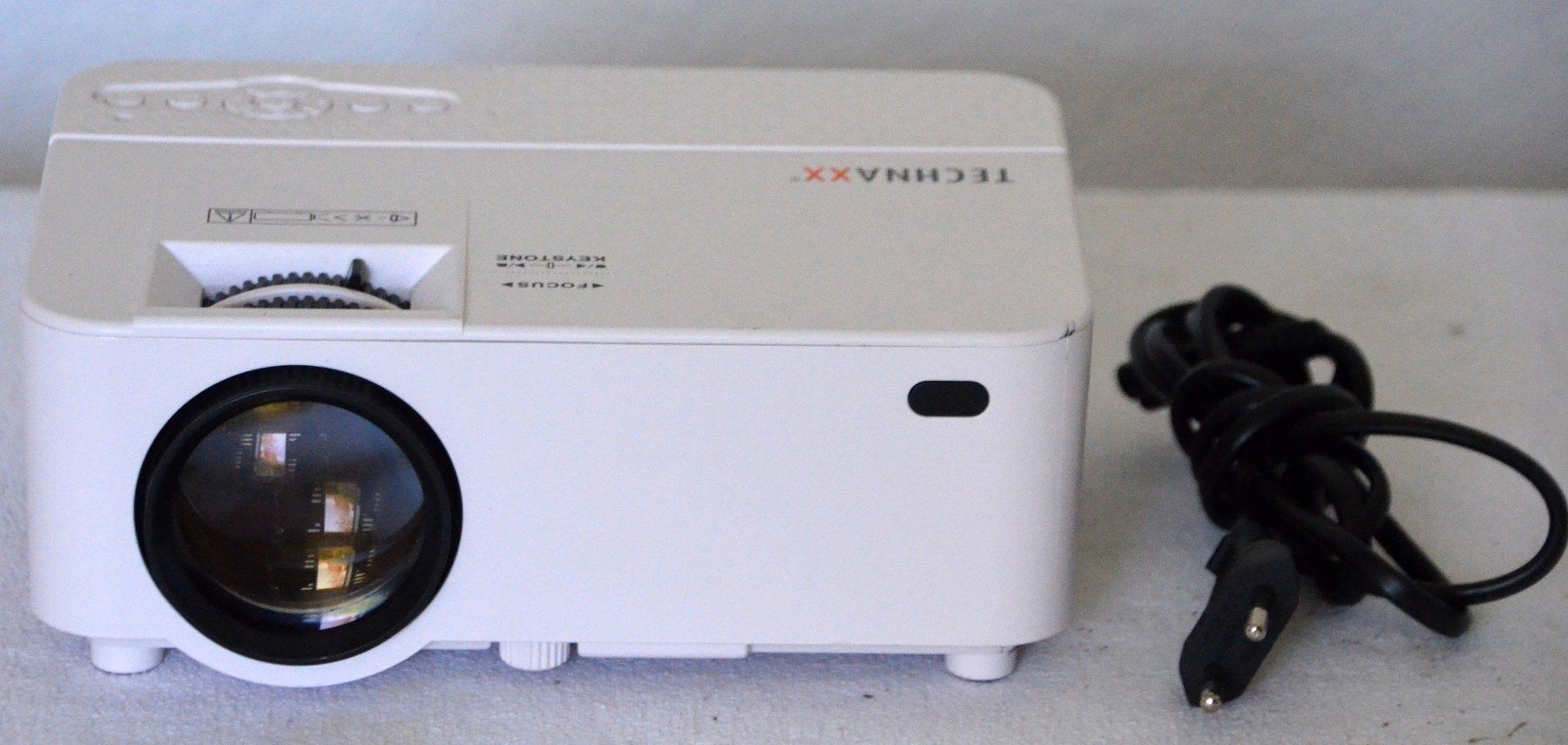 Technaxx Videoprojektoren: Technaxx Mini LED Beamer TX-113 projecteur – Gebraucht aus Collonges von arashee 1