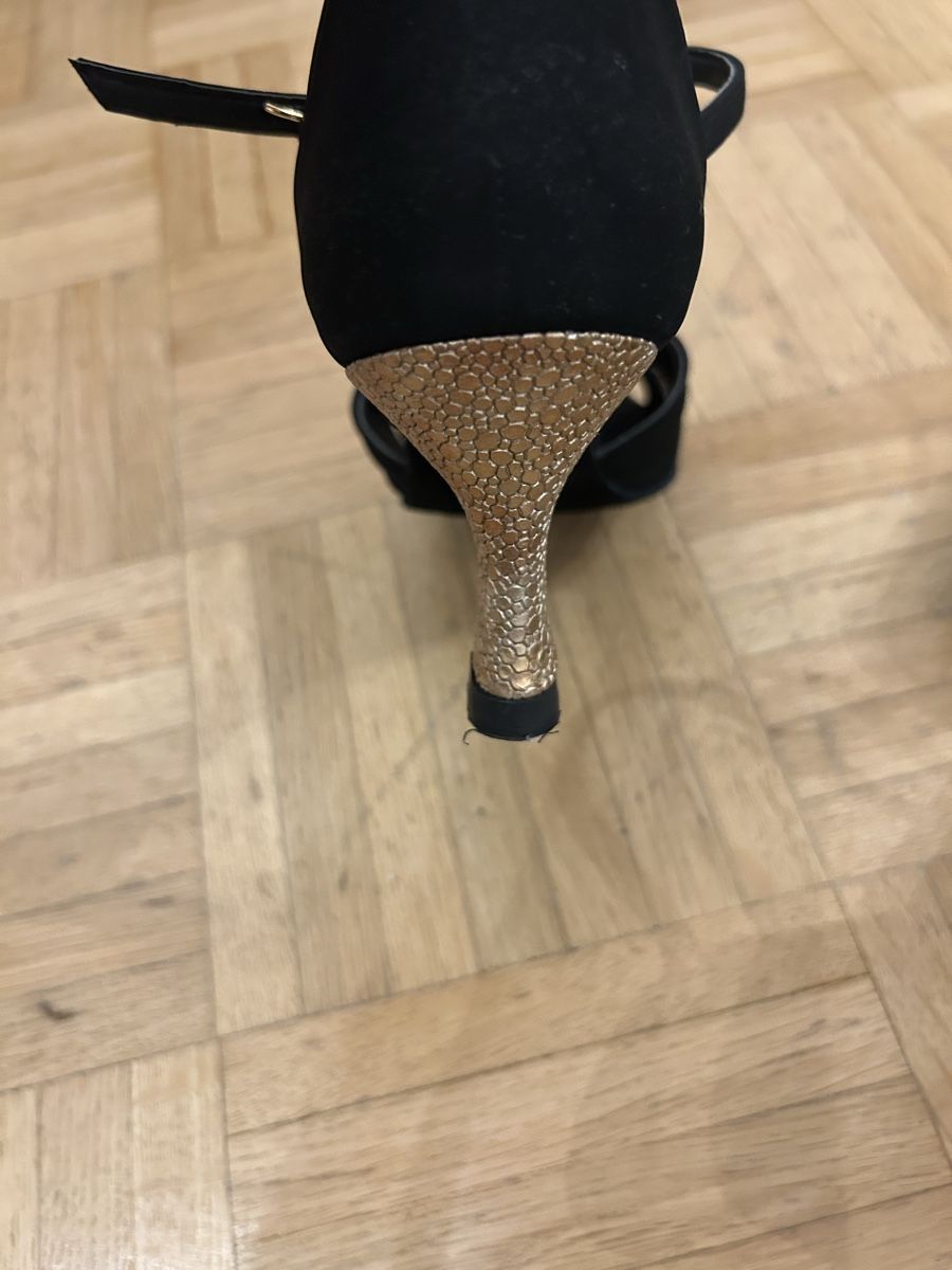 Chaussures femmes: Damen Tanzschuh – D'occasion à Laupen ZH par JasRahBee 3