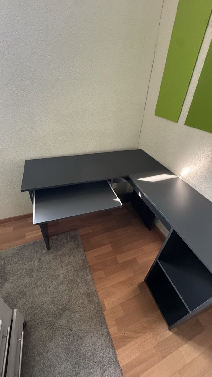 Bureaux: Bürotiscu – D'occasion à Gossau SG par lev_bxh5 1