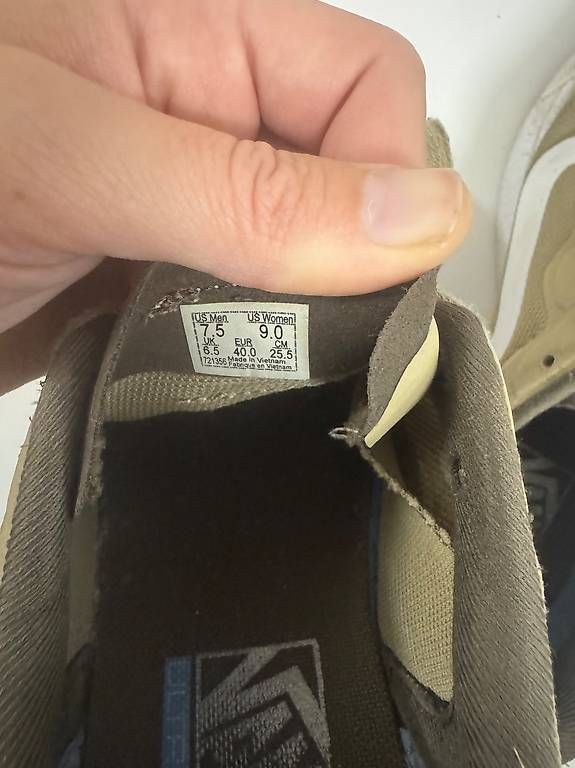 Chaussures hommes: Vans EU 40 – D'occasion à Zürich par fienne 4