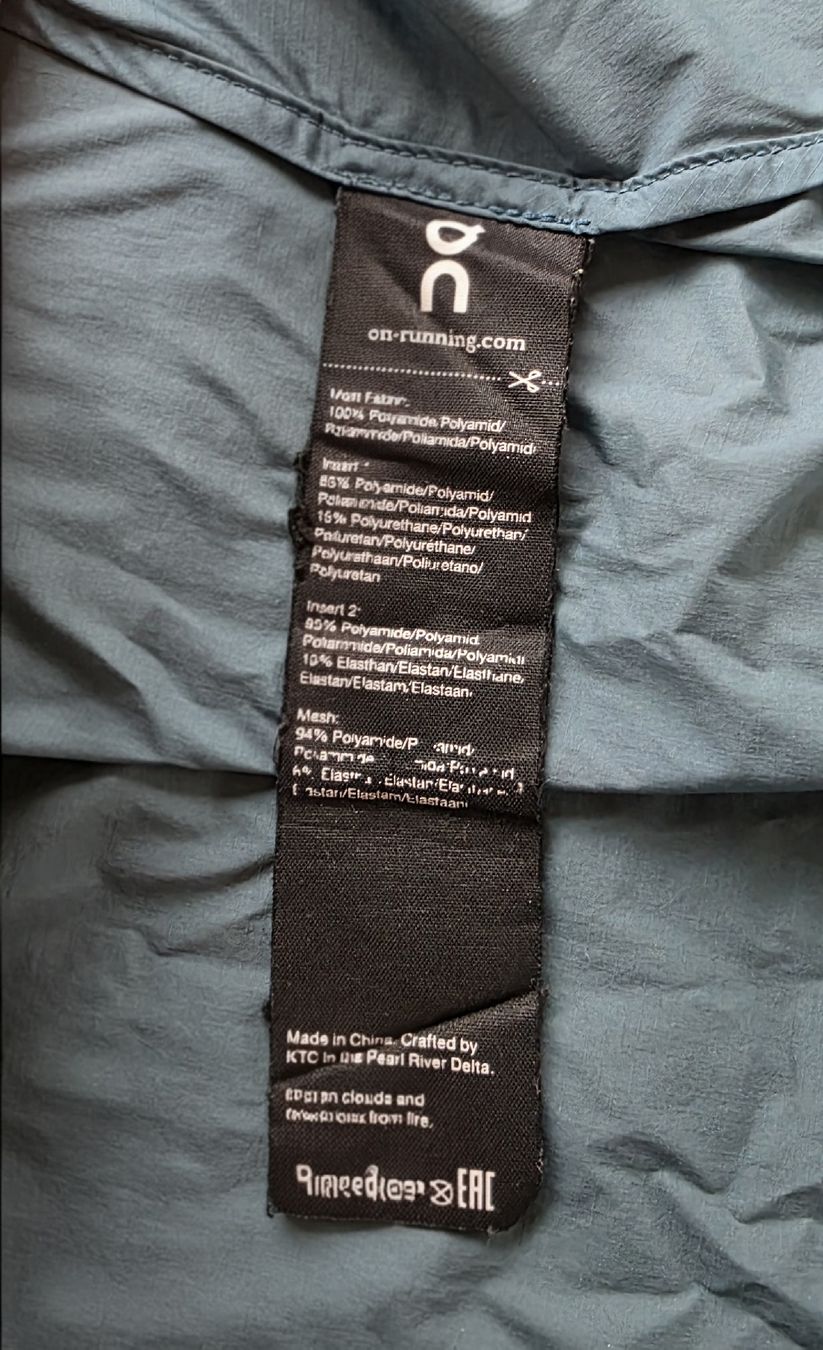 Jacken: ON Running Wetterjacke Damen S – Gebraucht aus Kägiswil von crayon12 3
