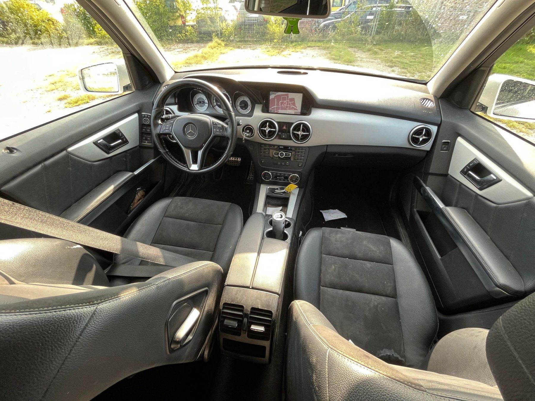 Mercedes-Benz Autos: MERCEDES-BENZ GLK 250 BLUE – Gebraucht aus Laupen von  3