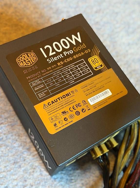 PCs: PC Netzteil - Cooler Master 1200W – D'occasion à Wil SG par JoRaHa 1