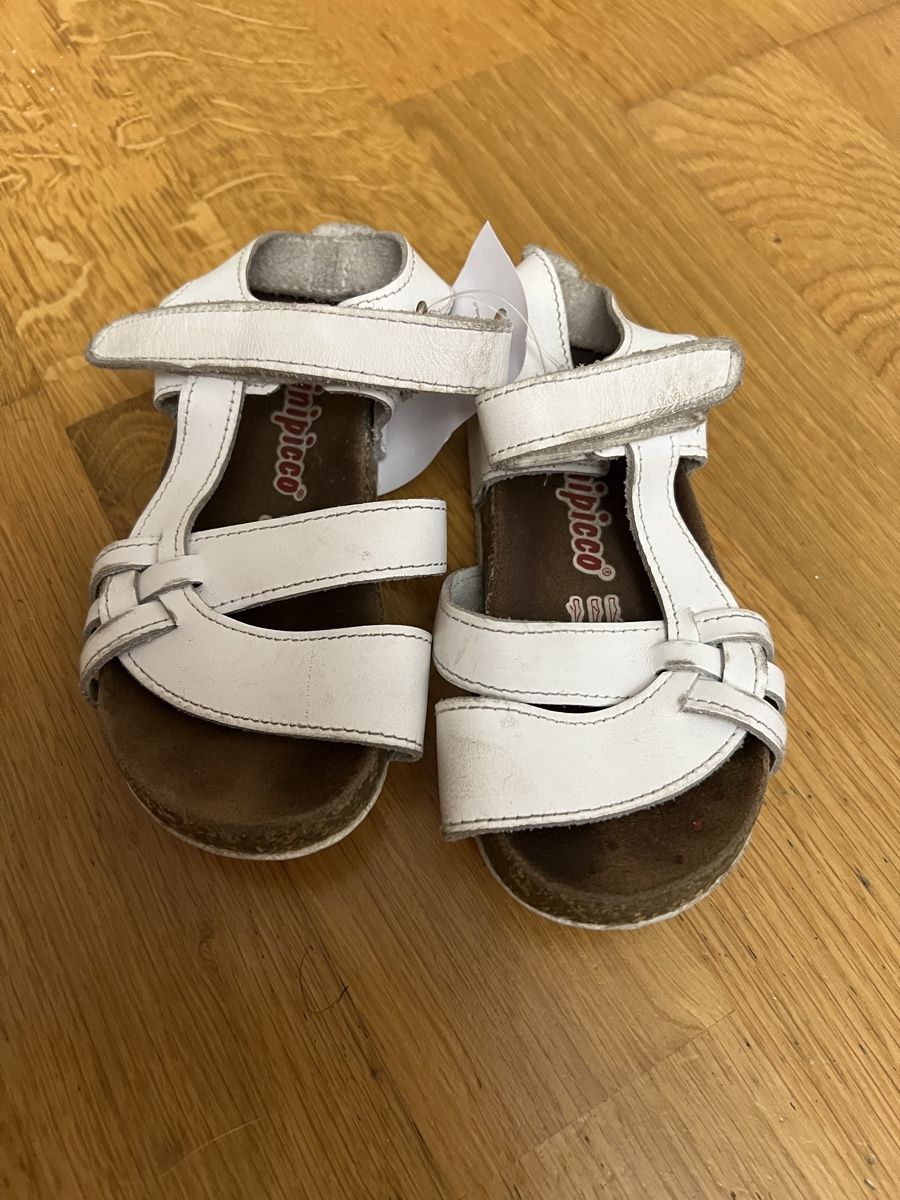 Schuhe für Mädchen: Sandalen weiss bequem – Gebraucht aus Meilen von gio_xlz7