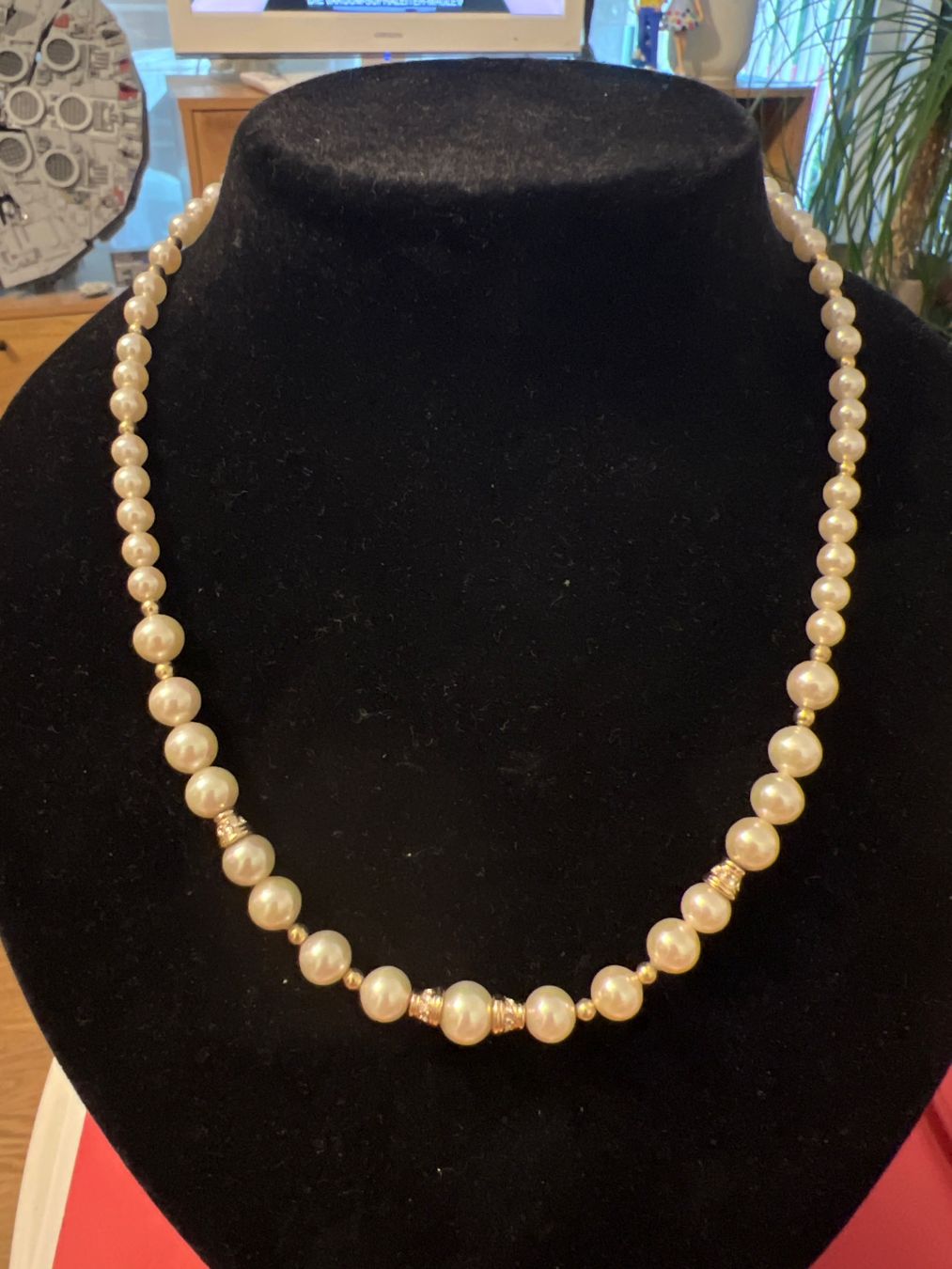 Dior Catenine: Vintage Christian Dior Perlenkette – Usato da Uznach venduto da Ya_x7x6