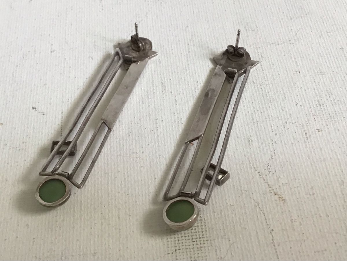 Orecchini pendenti & Orecchini a lobo: Grosse lange Silber Ohrstecker mit grünen Cabochons – Usato da St. Gallen venduto da Goldlilly 1