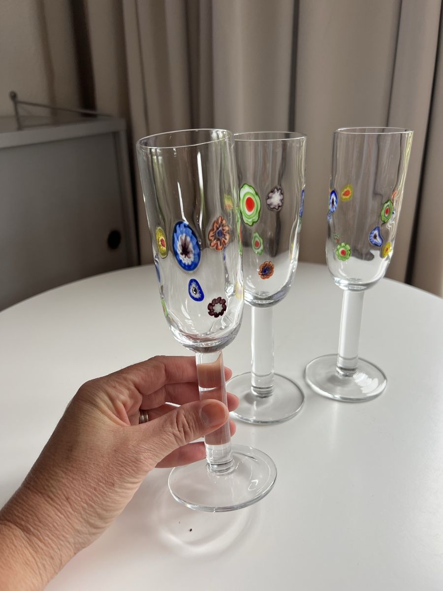 Murano Bicchieri: Set mit 3 Leonardo Millefiori Champagnergläsern – Usato da Uerikon venduto da Saffagirl