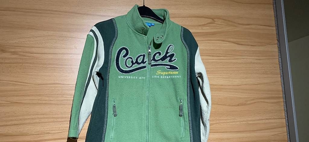 Vestes & Manteaux: Fleece-Jacke Grösse 116 – D'occasion à Rothenburg par Flaeckly