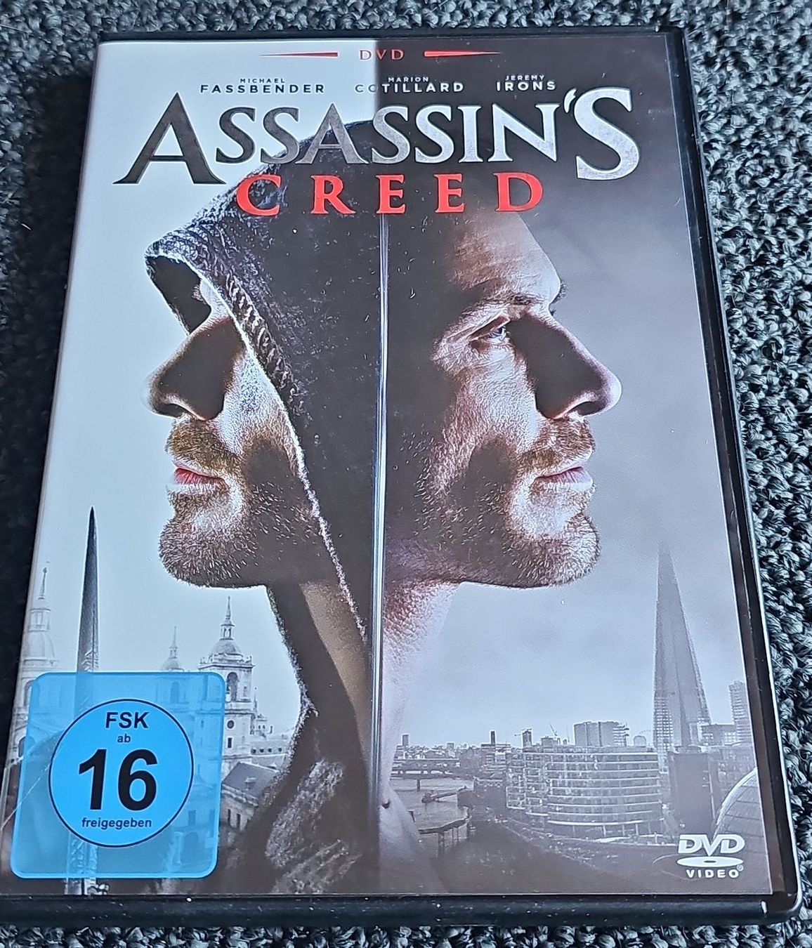 Tutti i DVDs: Assassin's Creed (22671) – Usato da Ruswil venduto da jan_bxl5